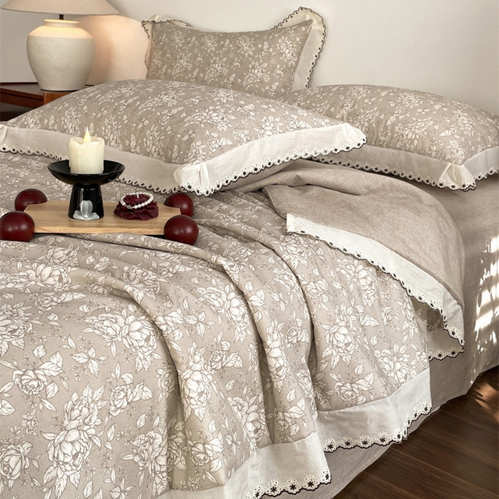 91家纺网 家纺一手货源 找家纺 慕晨 2026新款天丝莱赛尔棉麻数码印色织花边夏被四件套高级田园美式直播热款 疏影