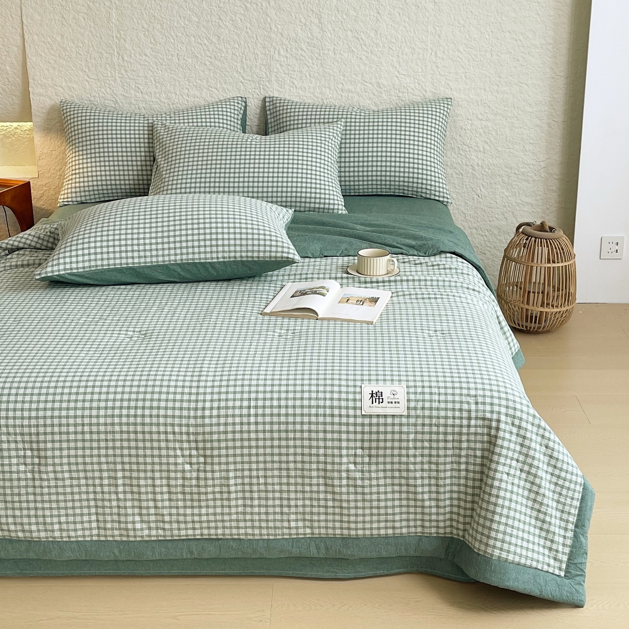 91家纺网 家纺一手货源 找家纺 梵克保罗 2026春夏新款水洗棉新疆棉花被绗缝款夏被系列单夏被夏凉被空调被 棉花被-绿小格