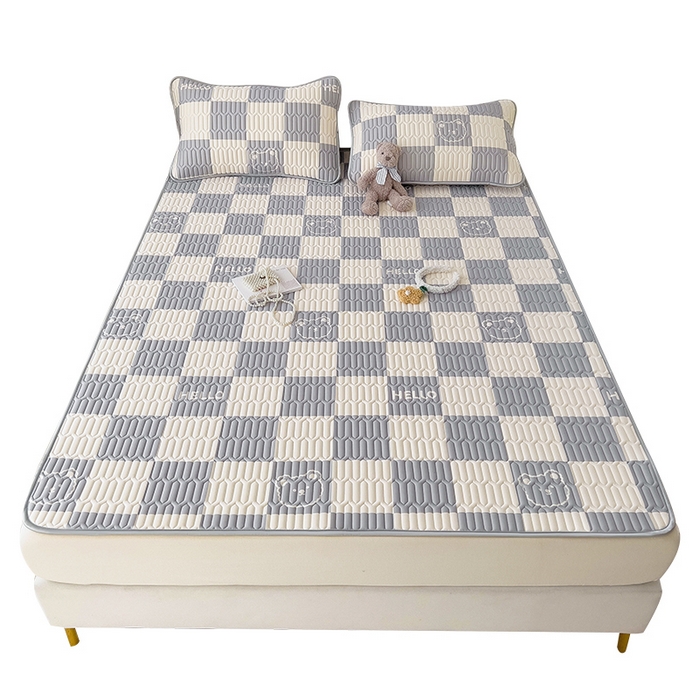 91家纺网 家纺一手货源 找家纺 丝羽坊 2026新款高密凉感丝印花乳胶凉席-平铺款 灰格熊