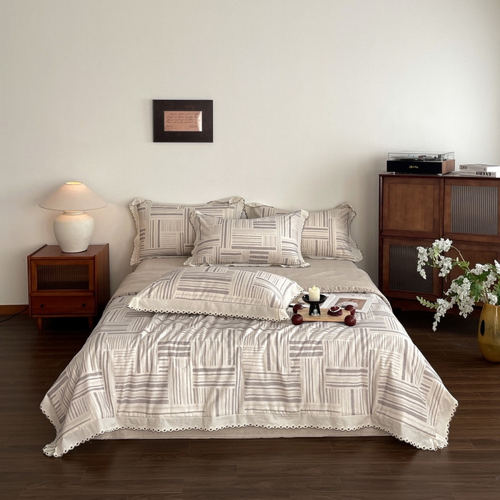 91家纺网 家纺一手货源 找家纺 慕晨 2026新款天丝莱赛尔棉麻数码印色织花边夏被四件套高级田园美式直播热款 闲纹