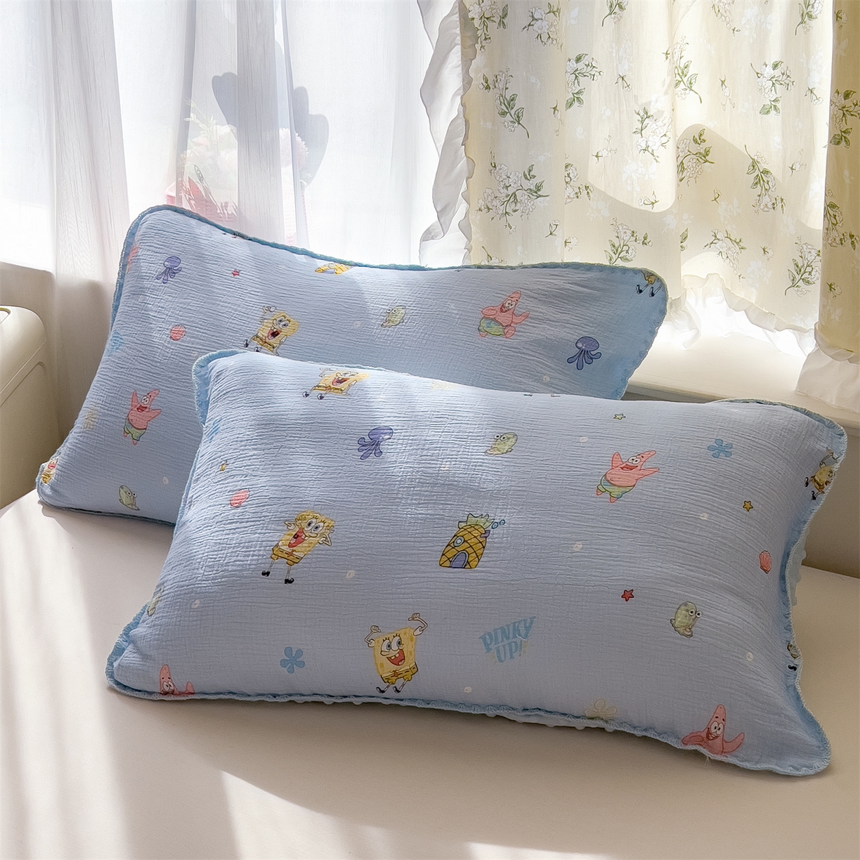 91家纺网 家纺一手货源 找家纺 兄弟坊 2026新款正版授权卡通全棉双层纱安抚被夏被纱布豆豆毯学校午睡被 热情海绵蓝