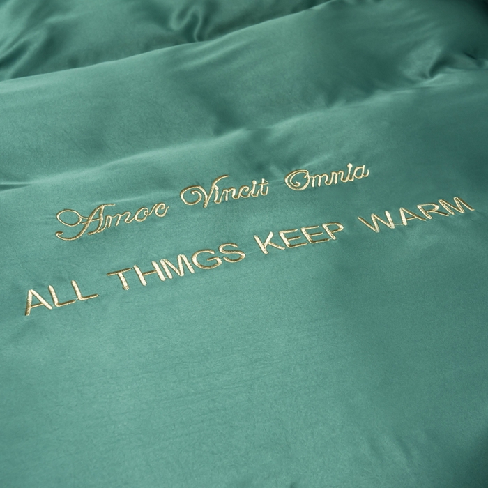 91家纺网 家纺一手货源 找家纺 绒世界 2026新款水洗真丝盛夏系列四件套单被套四件套 宝石绿