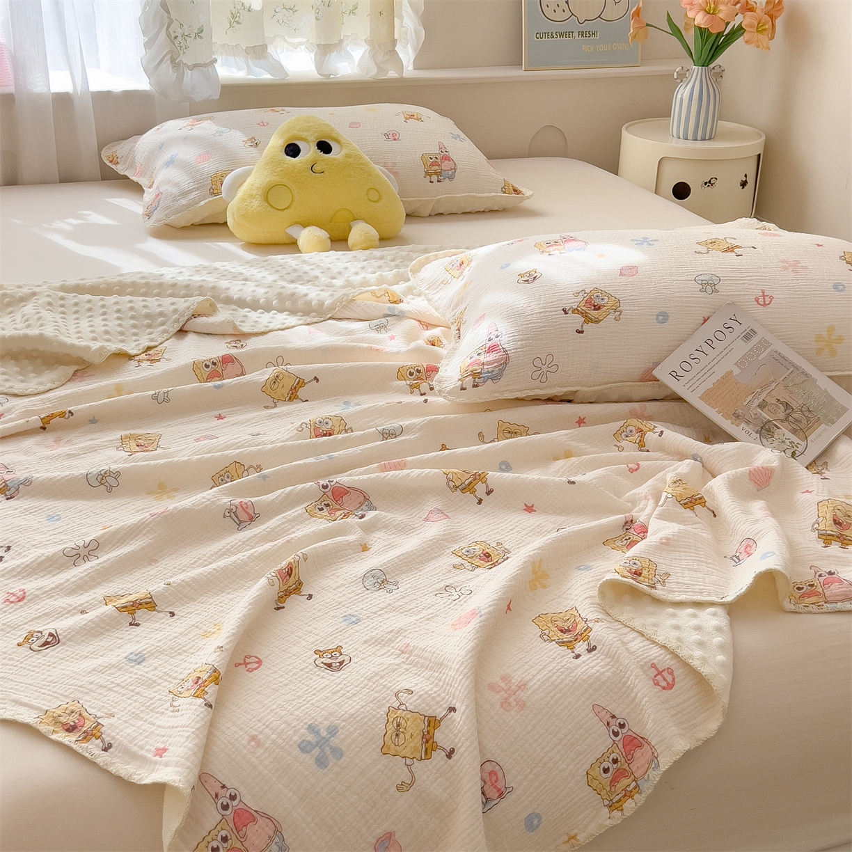 91家纺网 家纺一手货源 找家纺 兄弟坊 2026新款正版授权卡通全棉双层纱安抚被夏被纱布豆豆毯学校午睡被 无忧海绵黄