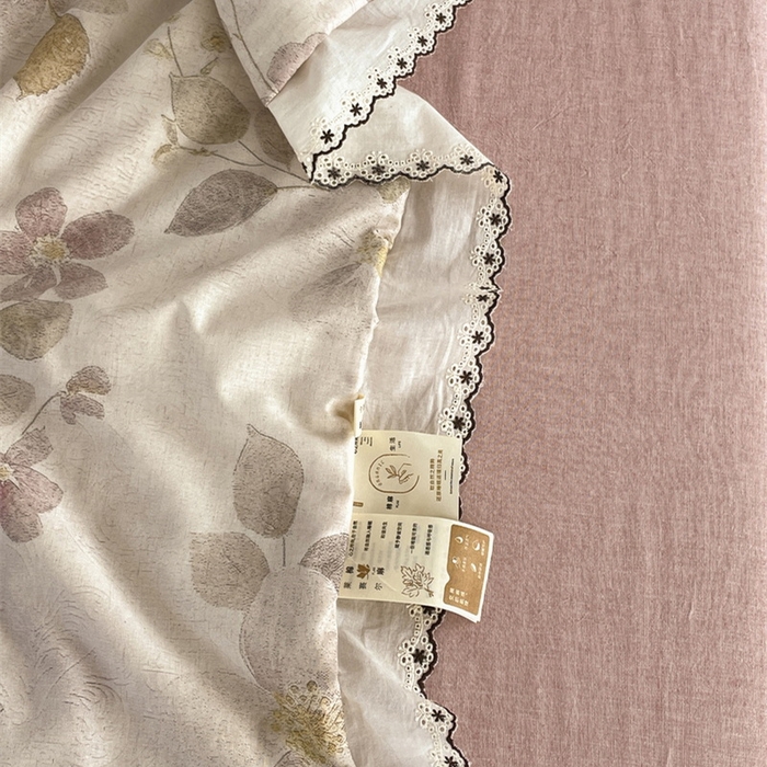 91家纺网 家纺一手货源 找家纺 慕晨 2026新款天丝莱赛尔棉麻数码印色织花边夏被四件套高级田园美式直播热款 紫慕
