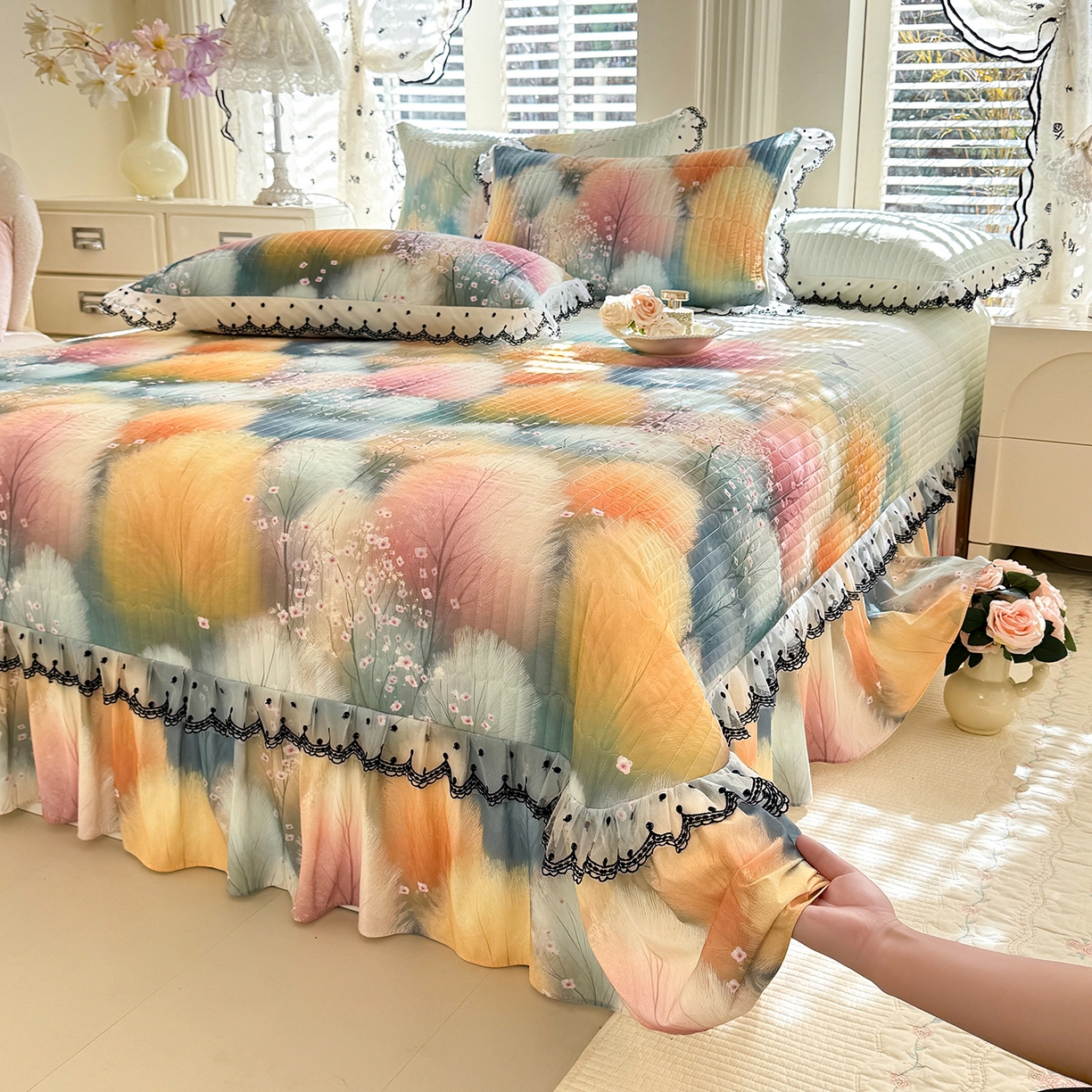 91家纺网 家纺一手货源 找家纺 绒世界 2026新款凉感丝夹棉床盖款三件套 空谷幽兰