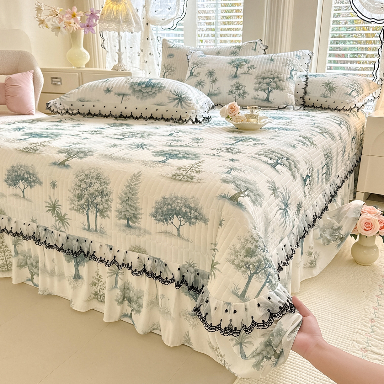 91家纺网 家纺一手货源 找家纺 绒世界 2026新款凉感丝夹棉床盖款三件套 热带雨林