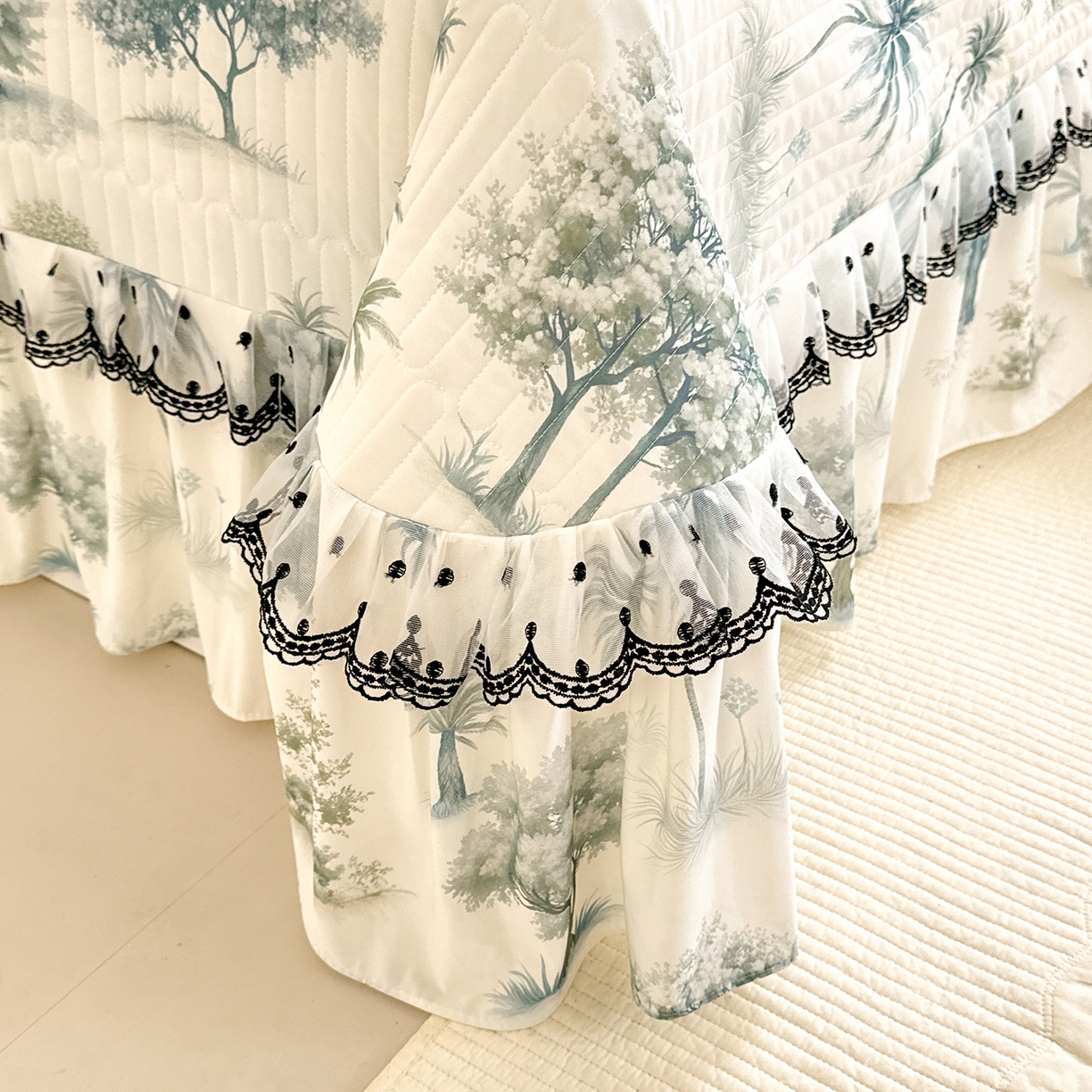 91家纺网 家纺一手货源 找家纺 绒世界 2026新款凉感丝夹棉床盖款三件套 热带雨林