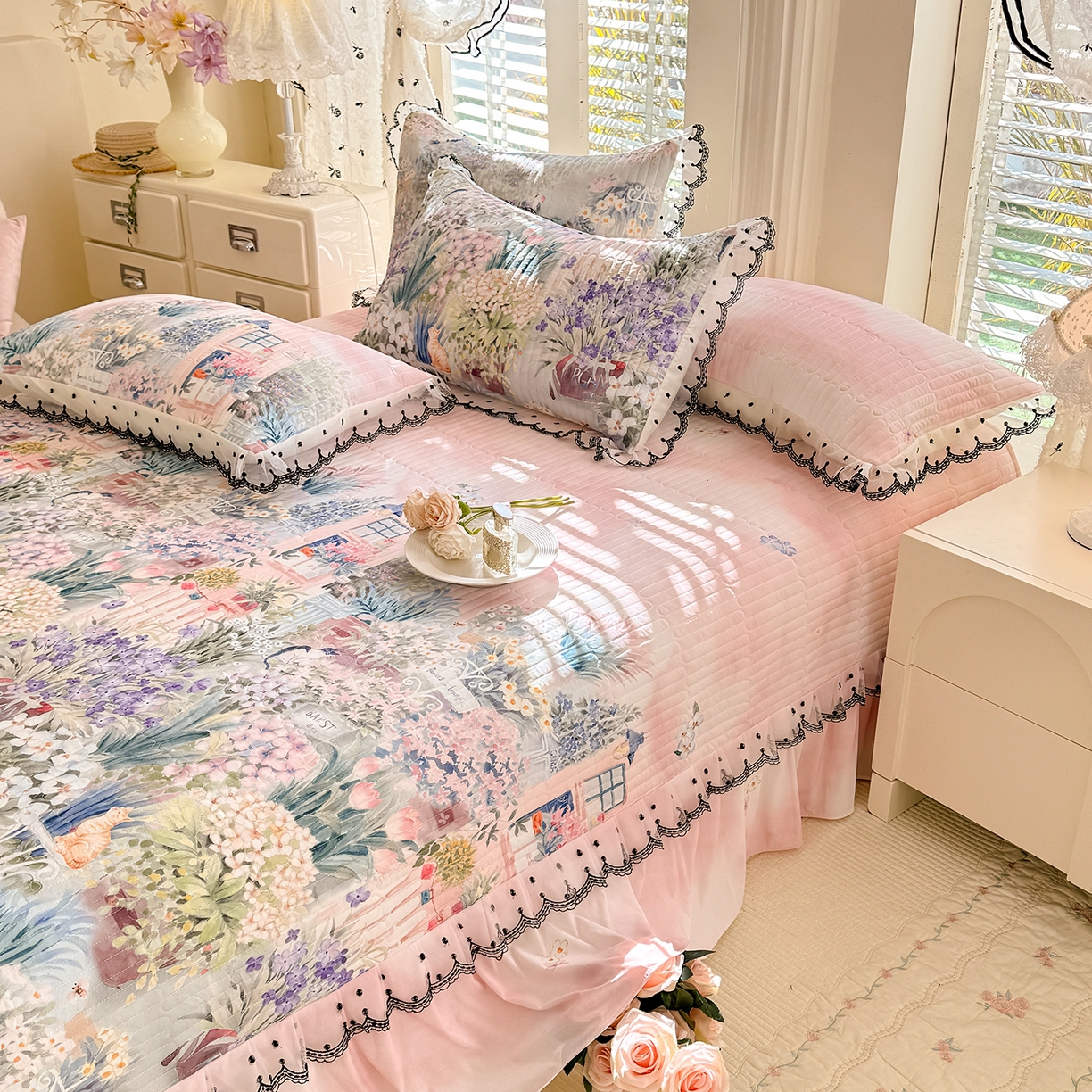 绒世界 2026新款凉感丝夹棉床盖款三件套 花团锦簇