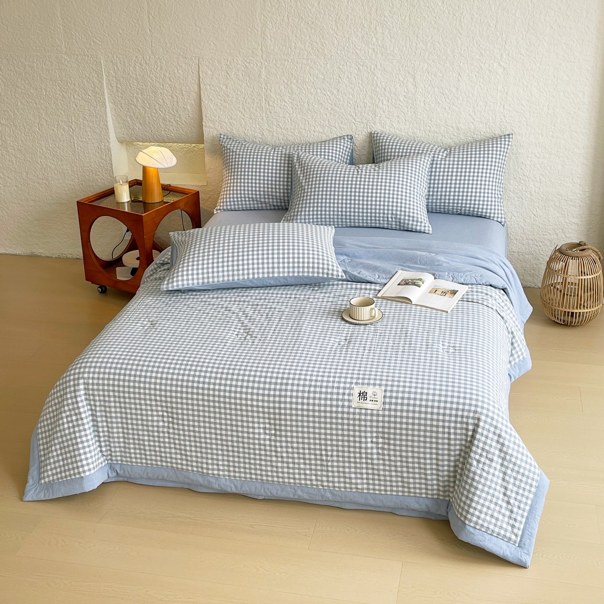 91家纺网 家纺一手货源 找家纺 梵克保罗 2026春夏新款水洗棉新疆棉花被绗缝款夏被系列单夏被夏凉被空调被 棉花被-天蓝小格