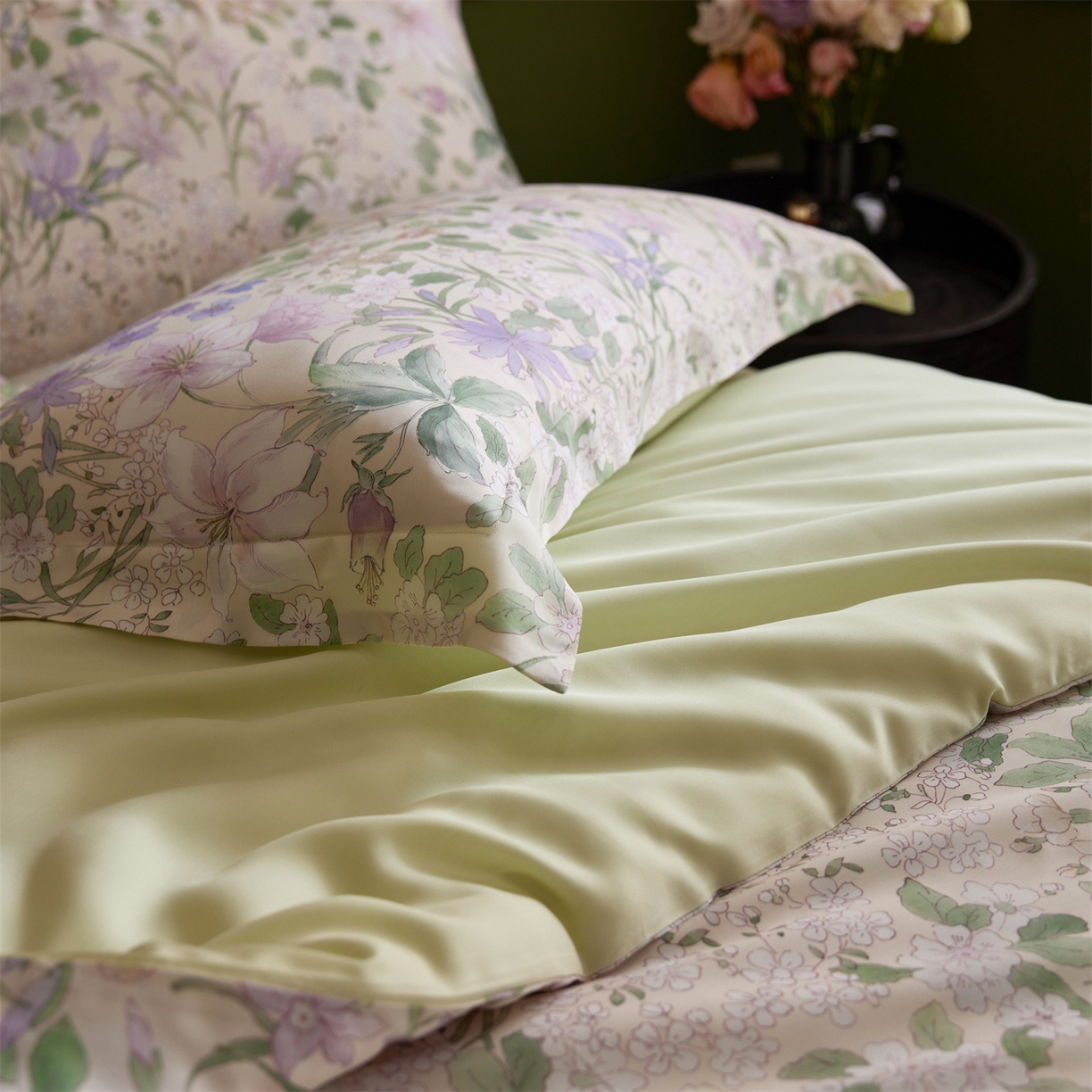 91家纺网 家纺一手货源 找家纺 初拾 2026新款春夏小清新莱赛尔数码印花四件套 会员减10 控价：日常券后不低于298 元  栀子夏天