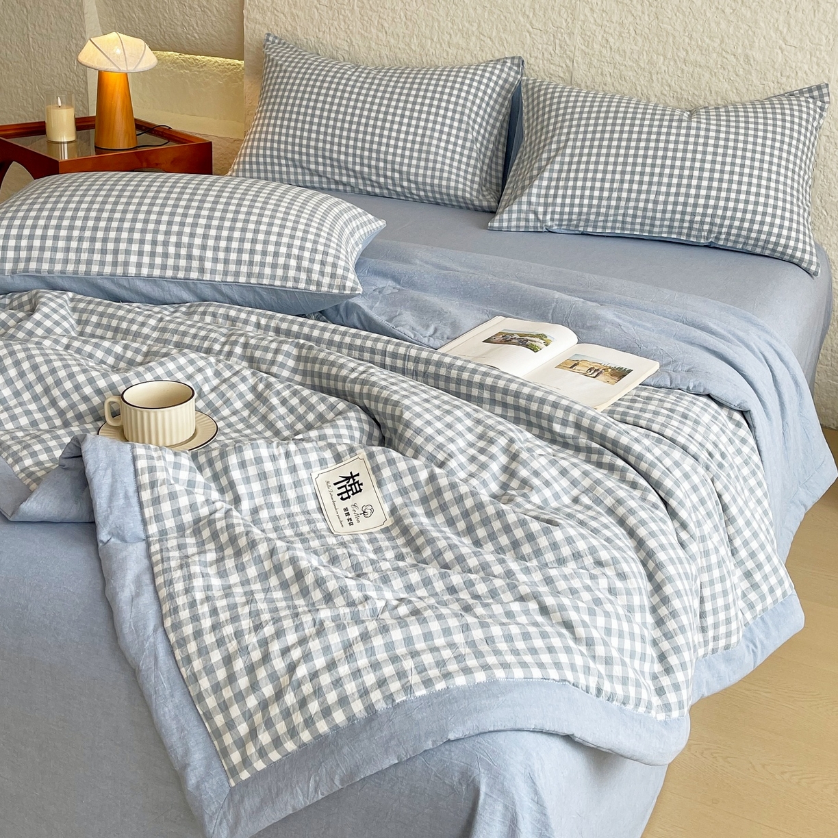 91家纺网 家纺一手货源 找家纺 梵克保罗 2026春夏新款水洗棉新疆棉花被绗缝款夏被系列单夏被夏凉被空调被 棉花被-天蓝小格