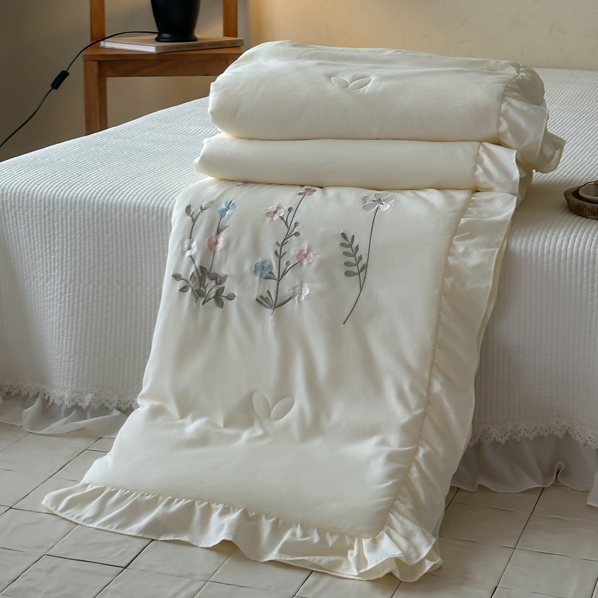 一加一 2026新款亲肤凉感花边绣花大豆夏被夏凉被空调被四件套-花间序 花间序-米