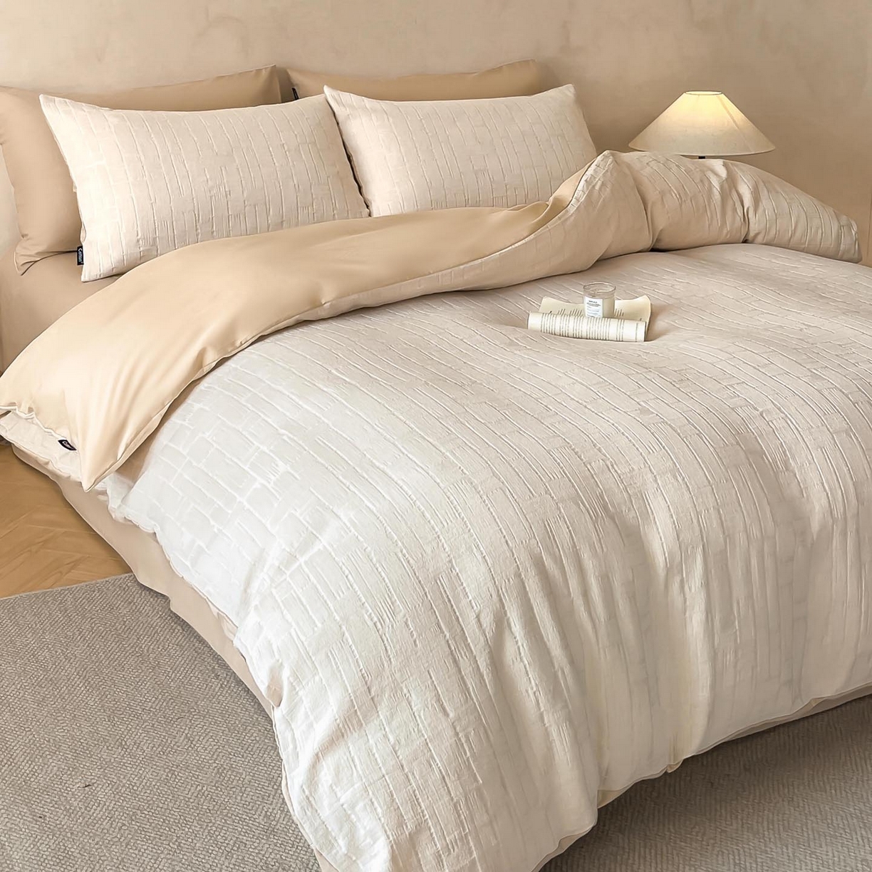 91家纺网 家纺一手货源 找家纺 2026春夏新款全棉提花浮雕四件套 柏拉-白