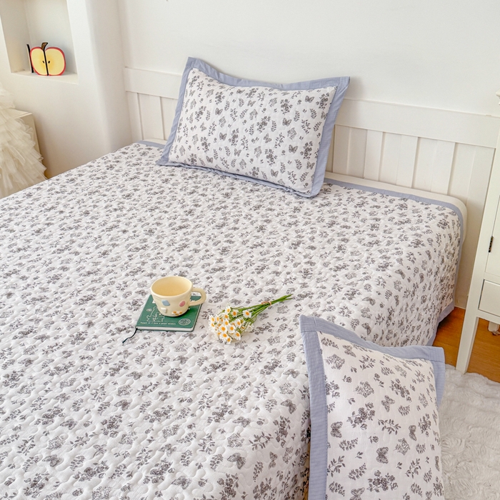 91家纺网 家纺一手货源 找家纺 999家纺 2026新款四季跑量款A类云感双层纱床盖床单三件套夹棉榻榻米炕盖(提供买家秀） 浅画【简约款】