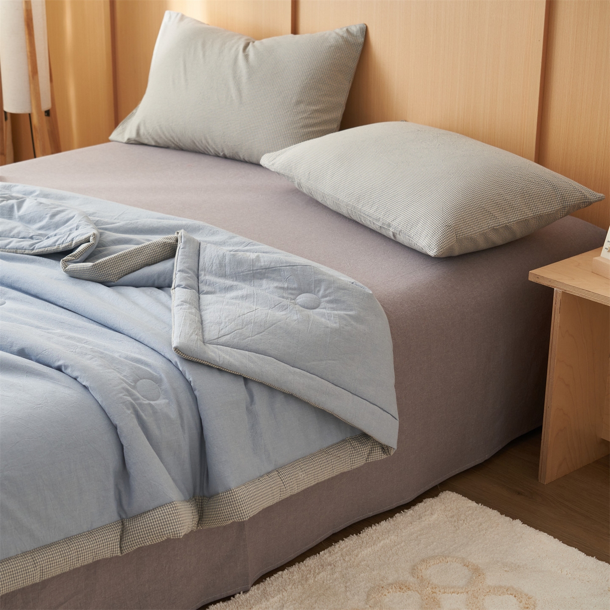 91家纺网 家纺一手货源 找家纺 恬思语家纺 2026春夏新款里外全棉纯棉纯色棉花夏被-百丽系列 百丽-蓝