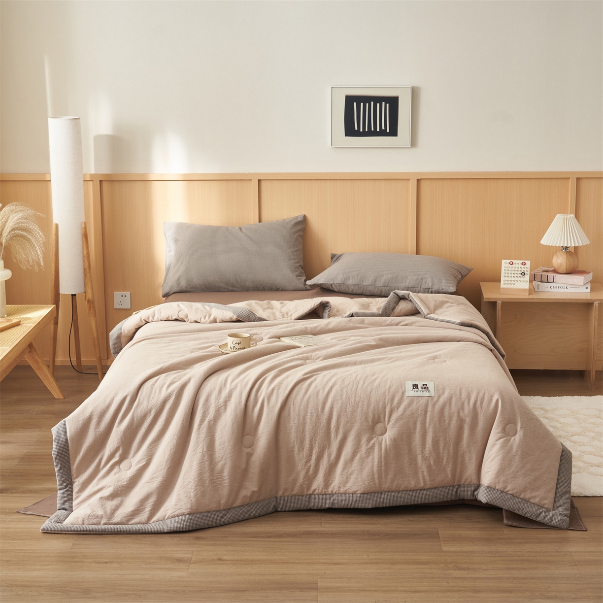 91家纺网 家纺一手货源 找家纺 恬思语家纺 2026春夏新款里外全棉纯棉纯色棉花夏被-百丽系列 百丽-咖