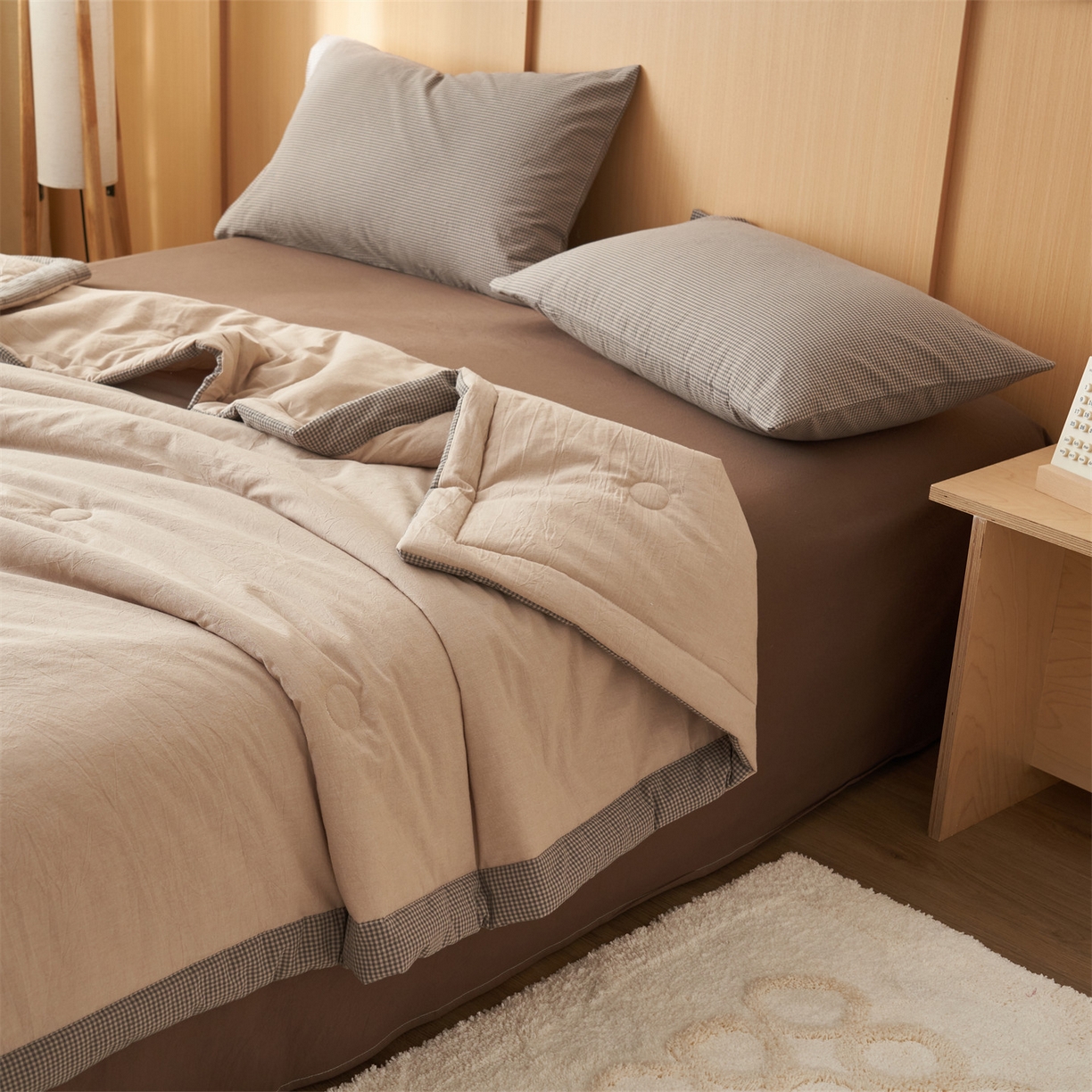 91家纺网 家纺一手货源 找家纺 恬思语家纺 2026春夏新款里外全棉纯棉纯色棉花夏被-百丽系列 百丽-咖