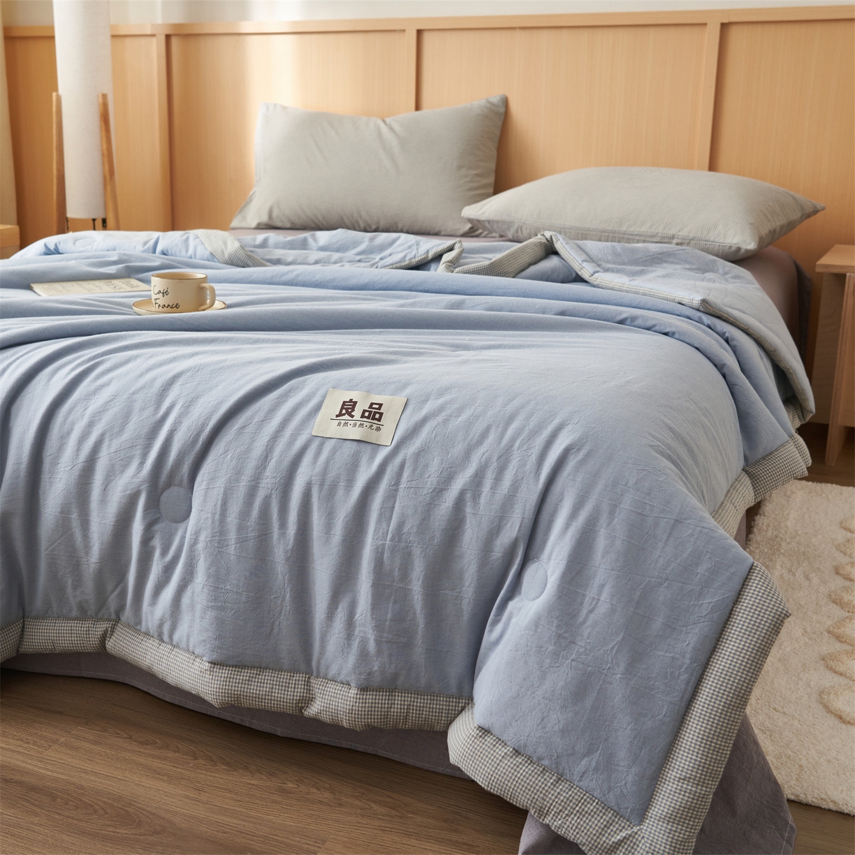 91家纺网 家纺一手货源 找家纺 恬思语家纺 2026春夏新款里外全棉纯棉纯色棉花夏被-百丽系列 百丽-蓝