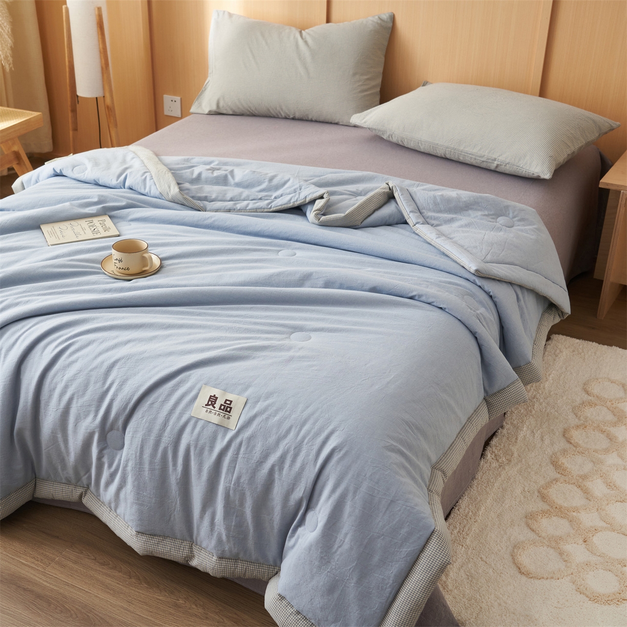 91家纺网 家纺一手货源 找家纺 恬思语家纺 2026春夏新款里外全棉纯棉纯色棉花夏被-百丽系列 百丽-蓝