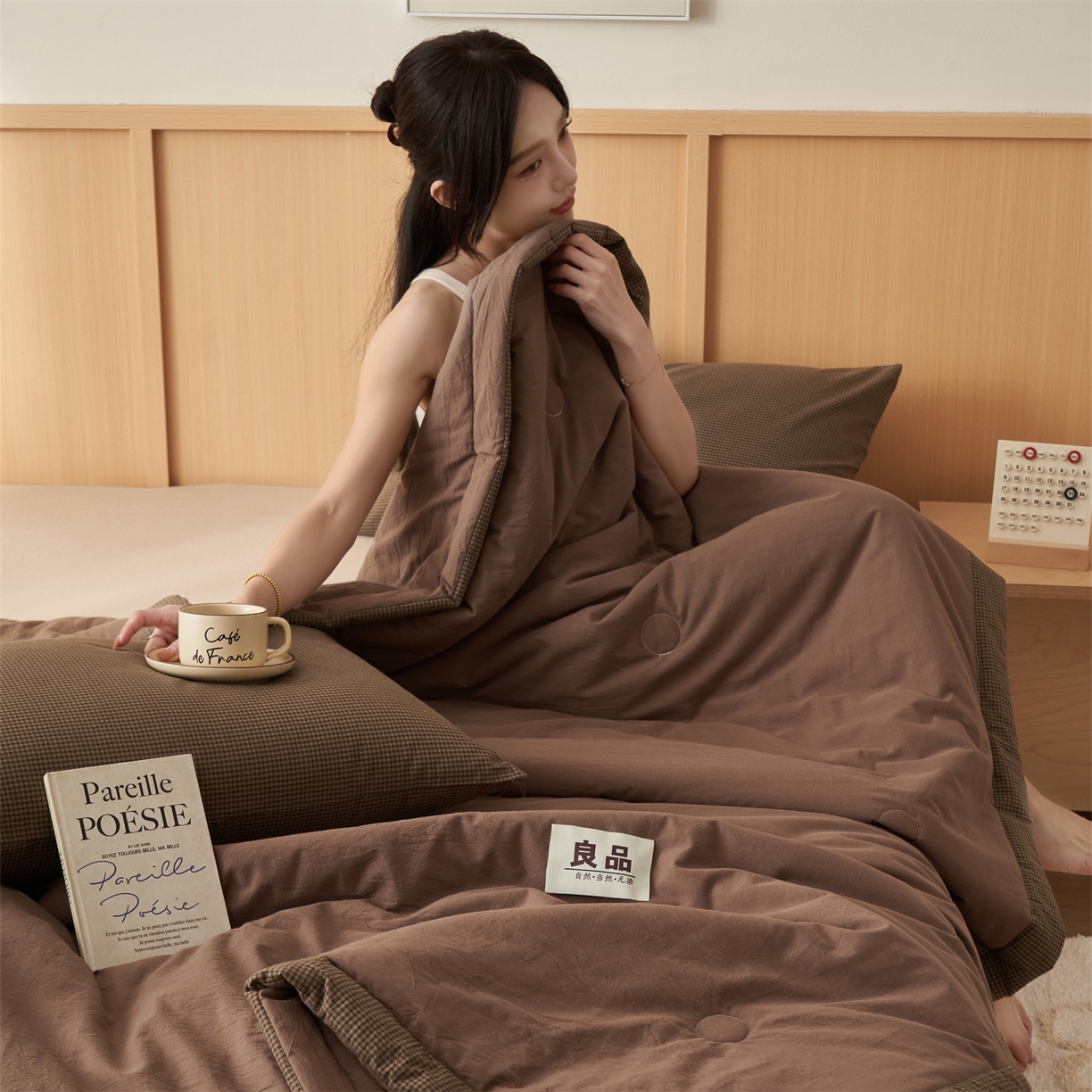 91家纺网 家纺一手货源 找家纺 恬思语家纺 2026春夏新款里外全棉纯棉纯色棉花夏被-百丽系列 百丽-棕