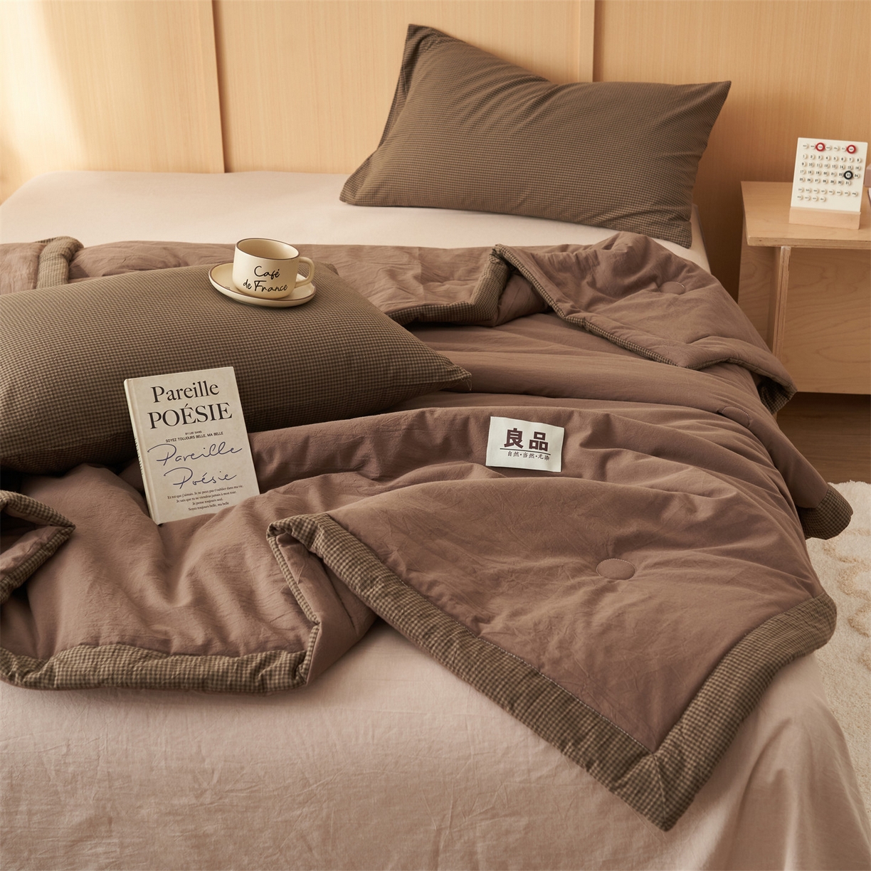 91家纺网 家纺一手货源 找家纺 恬思语家纺 2026春夏新款里外全棉纯棉纯色棉花夏被-百丽系列 百丽-棕