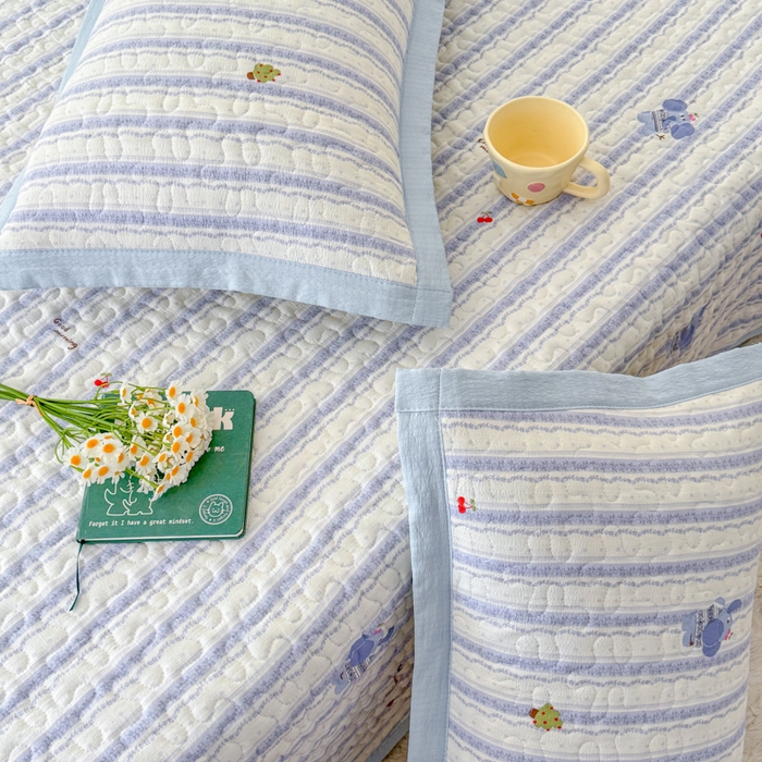 91家纺网 家纺一手货源 找家纺 999家纺 2026新款四季跑量款A类云感双层纱床盖床单三件套夹棉榻榻米炕盖(提供买家秀） 条纹象【简约款】