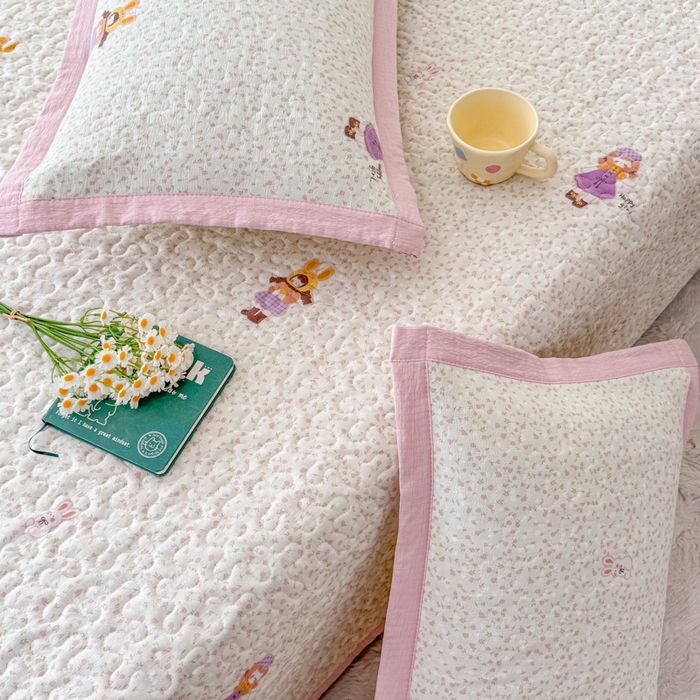 91家纺网 家纺一手货源 找家纺 999家纺 2026新款四季跑量款A类云感双层纱床盖床单三件套夹棉榻榻米炕盖(提供买家秀） 寻梦粉【简约款】