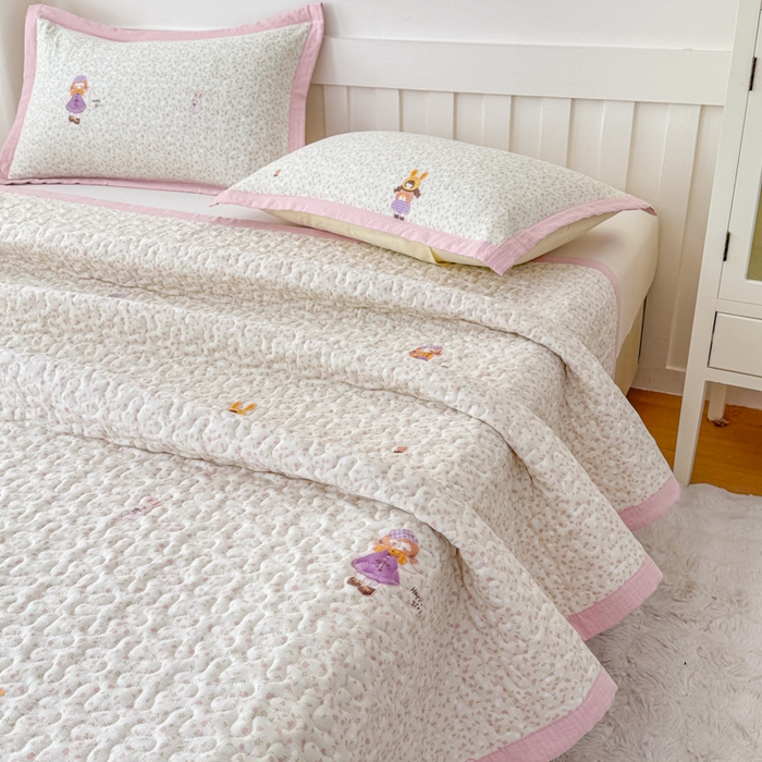 91家纺网 家纺一手货源 找家纺 999家纺 2026新款四季跑量款A类云感双层纱床盖床单三件套夹棉榻榻米炕盖(提供买家秀） 寻梦粉【简约款】