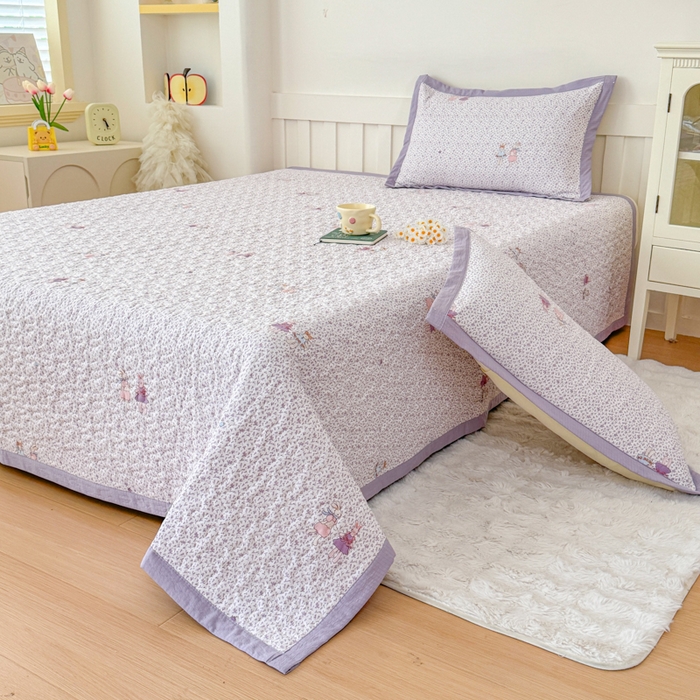 91家纺网 家纺一手货源 找家纺 999家纺 2026新款四季跑量款A类云感双层纱床盖床单三件套夹棉榻榻米炕盖(提供买家秀） 寻梦紫【简约款】