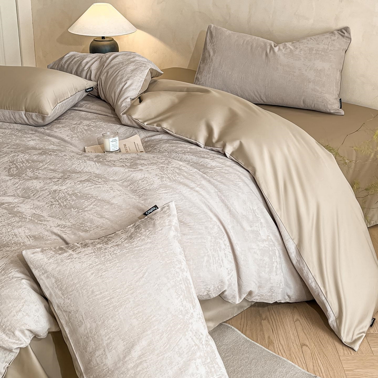 91家纺网 家纺一手货源 找家纺 2026春夏新款全棉提花浮雕四件套 雾絮-灰