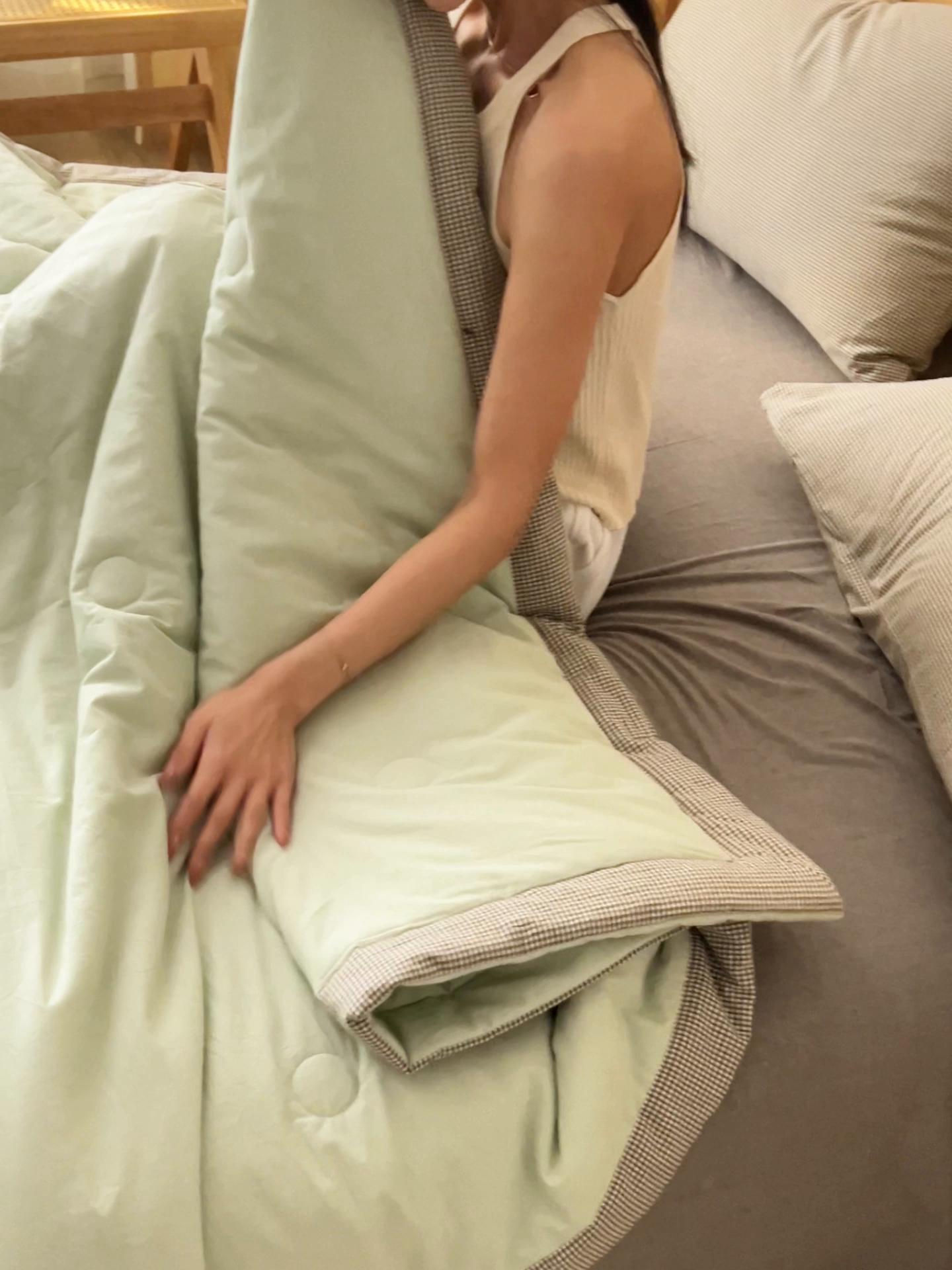 91家纺网 家纺一手货源 找家纺 恬思语家纺 2026春夏新款里外全棉纯棉纯色棉花夏被-百丽系列 百丽-绿