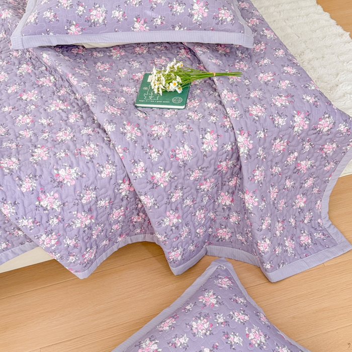 91家纺网 家纺一手货源 找家纺 999家纺 2026新款四季跑量款A类云感双层纱床盖床单三件套夹棉榻榻米炕盖(提供买家秀） 紫韵【简约款】