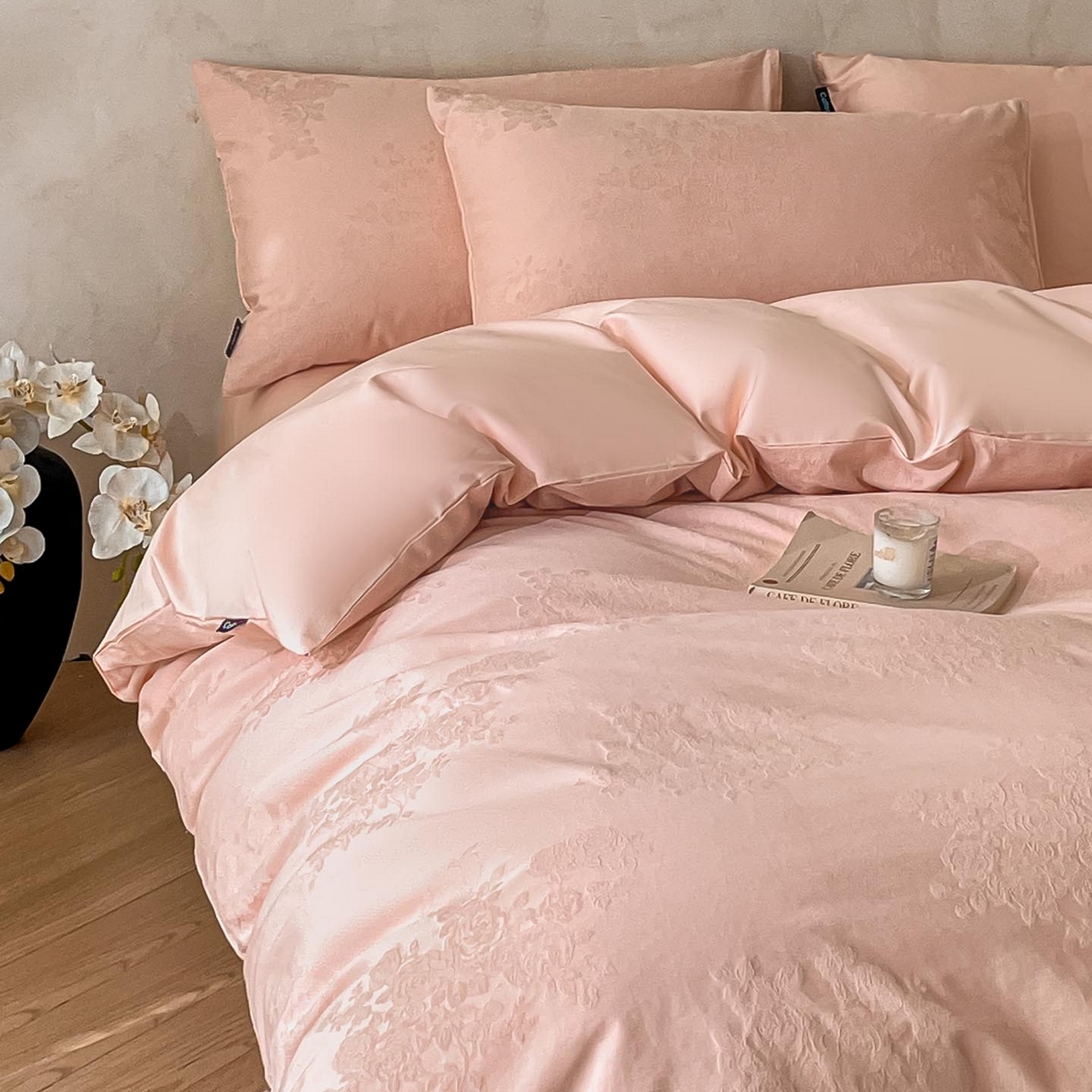 91家纺网 家纺一手货源 找家纺 2026春夏新款全棉提花浮雕四件套 花夕-粉