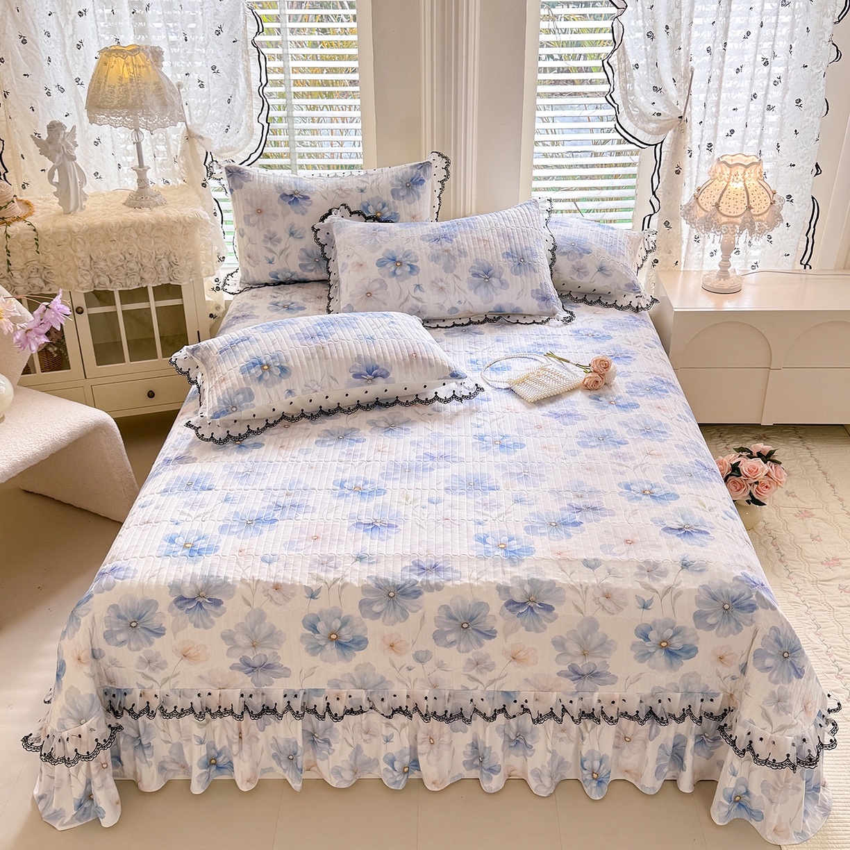 91家纺网 家纺一手货源 找家纺 丝印良品 2026新款凉感丝夹棉床盖款三件套 尼斯花晨