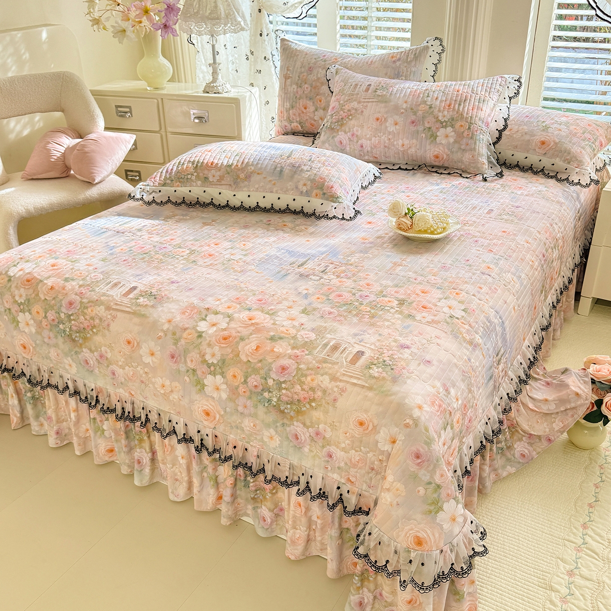 91家纺网 家纺一手货源 找家纺 丝印良品 2026新款凉感丝夹棉床盖款三件套 烟水花雾