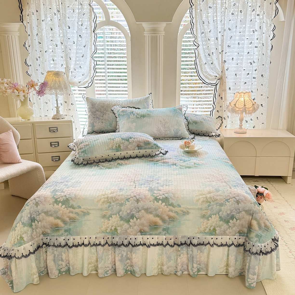 91家纺网 家纺一手货源 找家纺 丝印良品 2026新款凉感丝夹棉床盖款三件套 丹青入梦