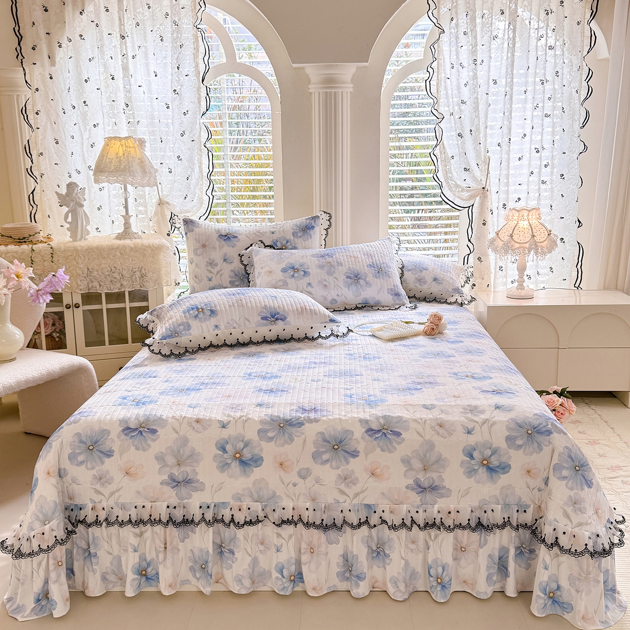 91家纺网 家纺一手货源 找家纺 丝印良品 2026新款凉感丝夹棉床盖款三件套 尼斯花晨