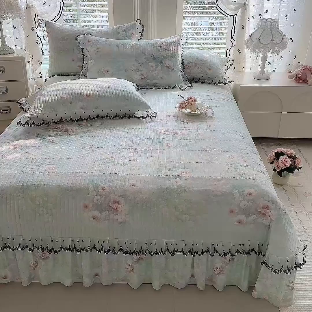 91家纺网 家纺一手货源 找家纺 丝印良品 2026新款凉感丝夹棉床盖款三件套 向阳花开