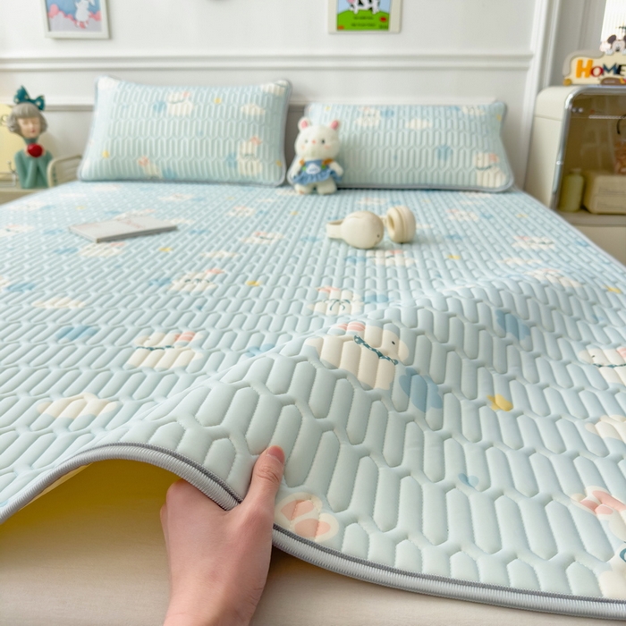 91家纺网 家纺一手货源 找家纺 丝羽坊 2026新款高密凉感丝印花乳胶凉席-平铺款 小白兔