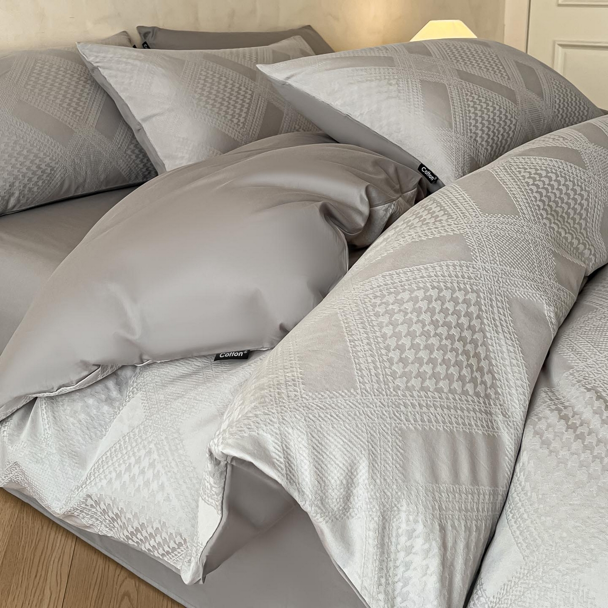 91家纺网 家纺一手货源 找家纺 2026春夏新款全棉提花浮雕四件套 千喜格