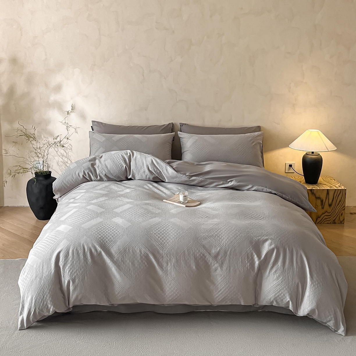 91家纺网 家纺一手货源 找家纺 2026春夏新款全棉提花浮雕四件套 千喜格