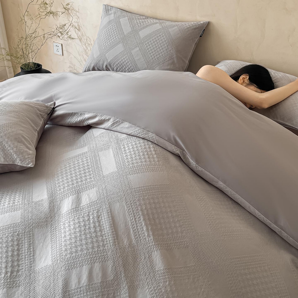 91家纺网 家纺一手货源 找家纺 2026春夏新款全棉提花浮雕四件套 千喜格