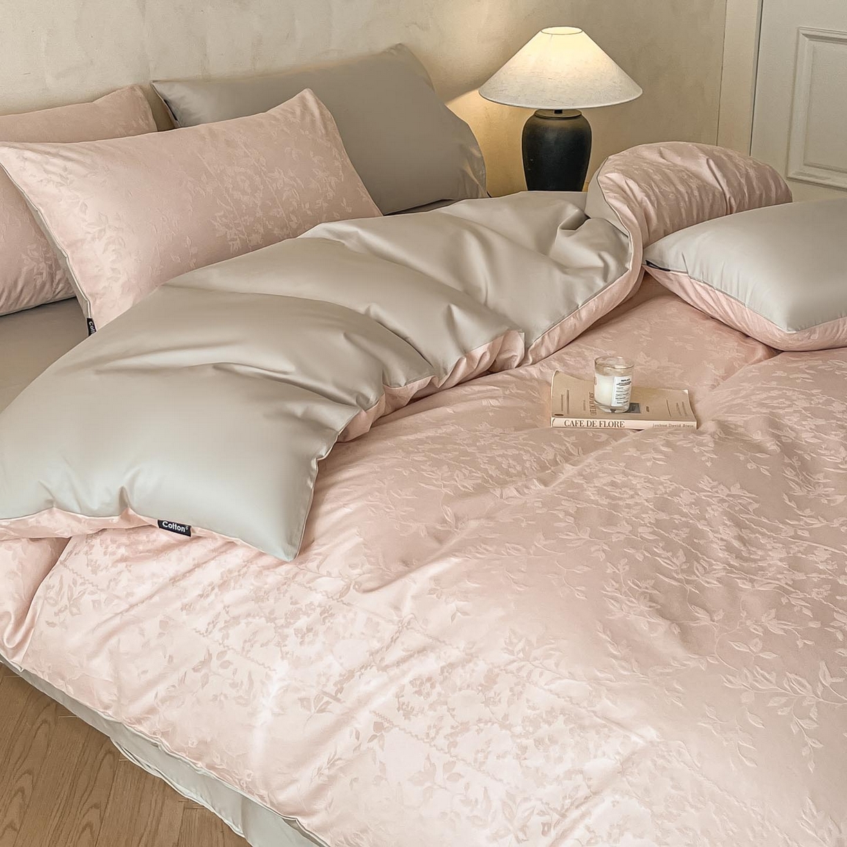 91家纺网 家纺一手货源 找家纺 2026春夏新款全棉提花浮雕四件套 沁语-粉金