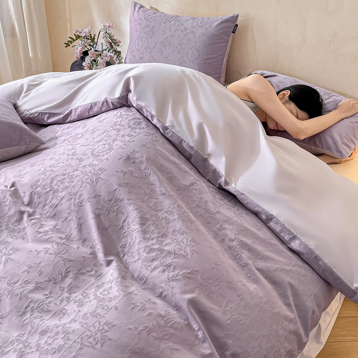 91家纺网 家纺一手货源 找家纺 2026春夏新款全棉提花浮雕四件套 沁语-紫