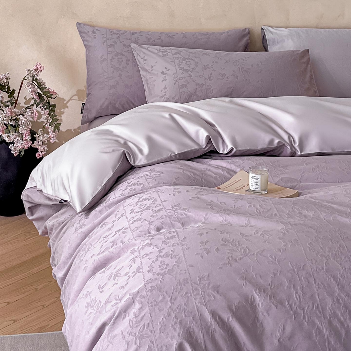 91家纺网 家纺一手货源 找家纺 2026春夏新款全棉提花浮雕四件套 沁语-紫