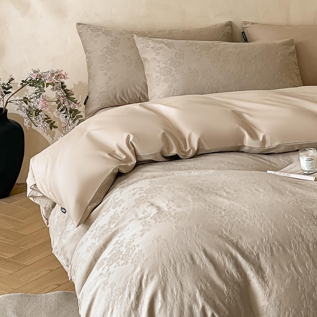 91家纺网 家纺一手货源 找家纺 2026春夏新款全棉提花浮雕四件套 山慕色