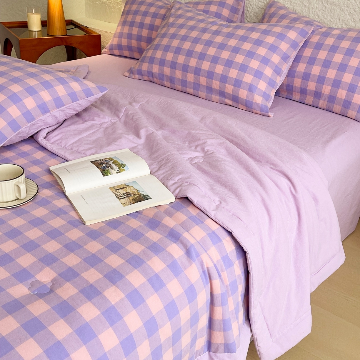 91家纺网 家纺一手货源 找家纺 梵克保罗 2026春夏新款水洗棉新疆棉花被绗缝款夏被系列单夏被夏凉被空调被 棉花被-紫粉中格