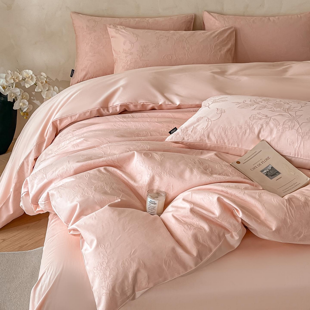 91家纺网 家纺一手货源 找家纺 2026春夏新款全棉提花浮雕四件套 云暖-粉