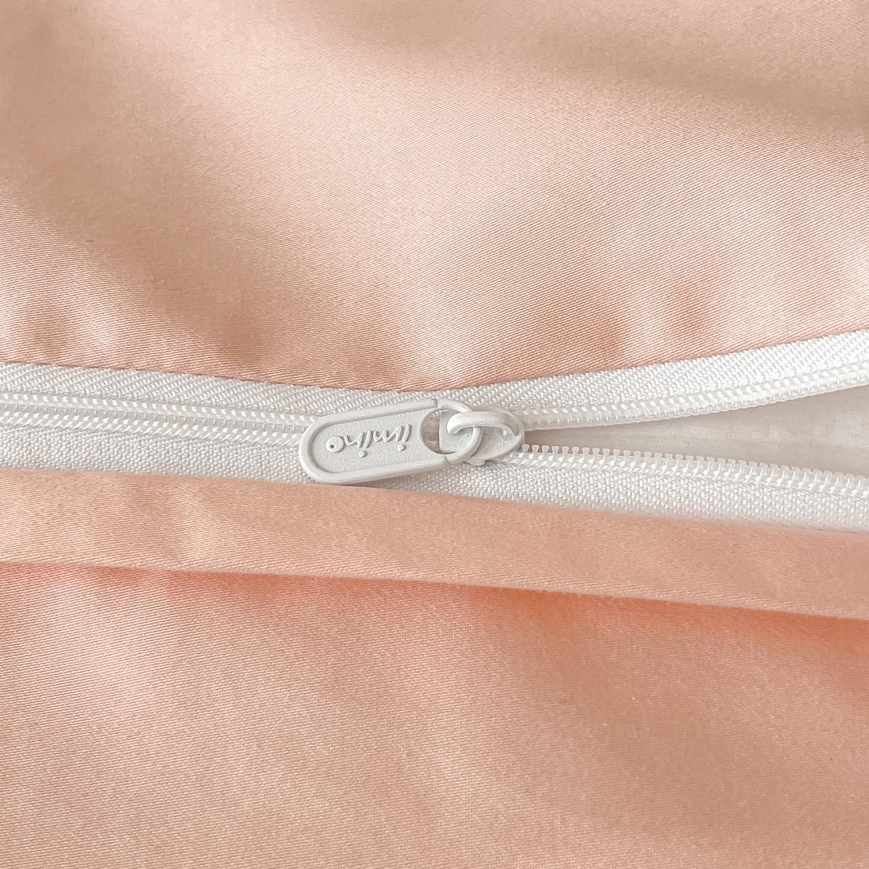 91家纺网 家纺一手货源 找家纺 2026春夏新款全棉提花浮雕四件套 云暖-粉