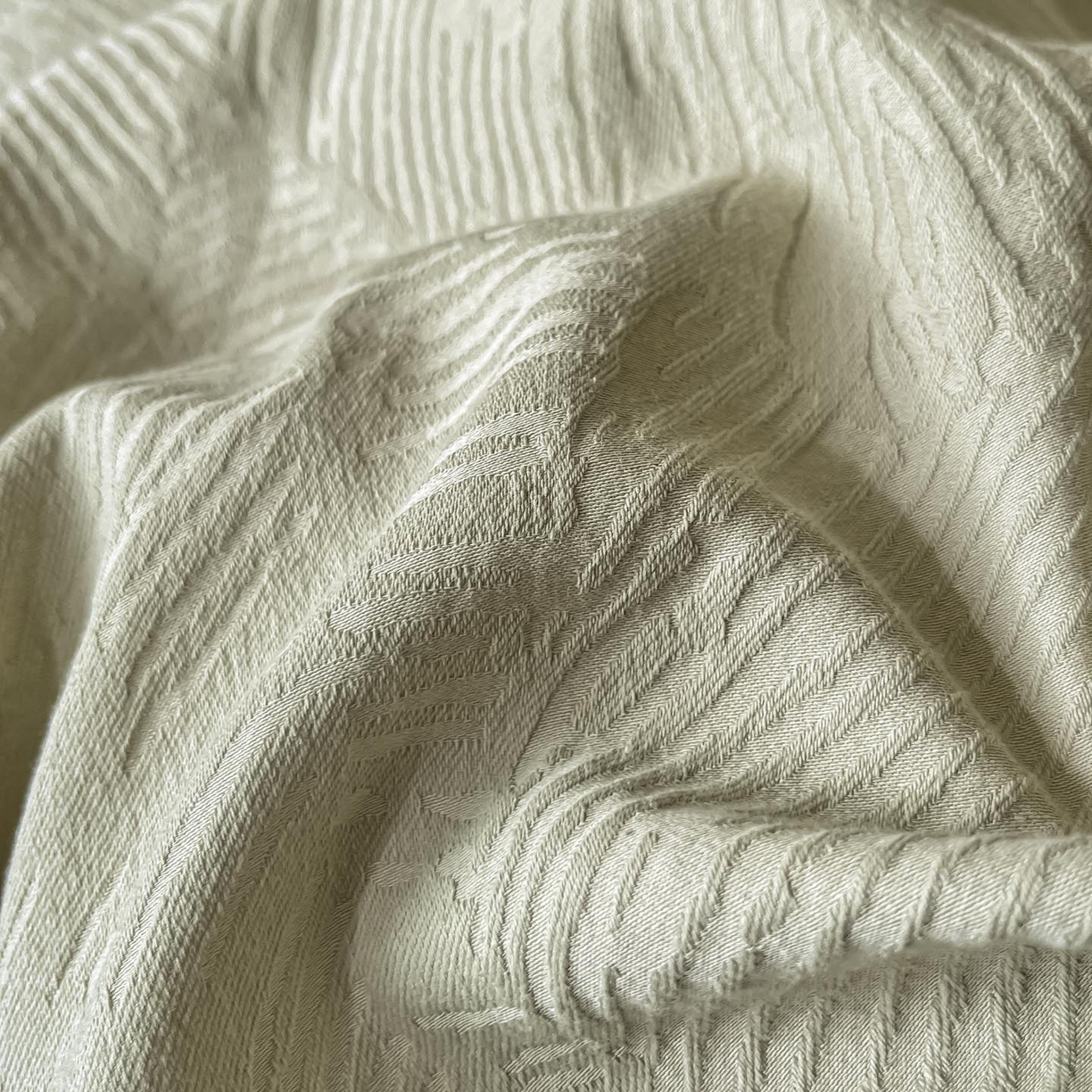 91家纺网 家纺一手货源 找家纺 2026春夏新款全棉提花浮雕四件套 织羽